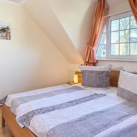 Reethus Natalie Nyaraló Zingst